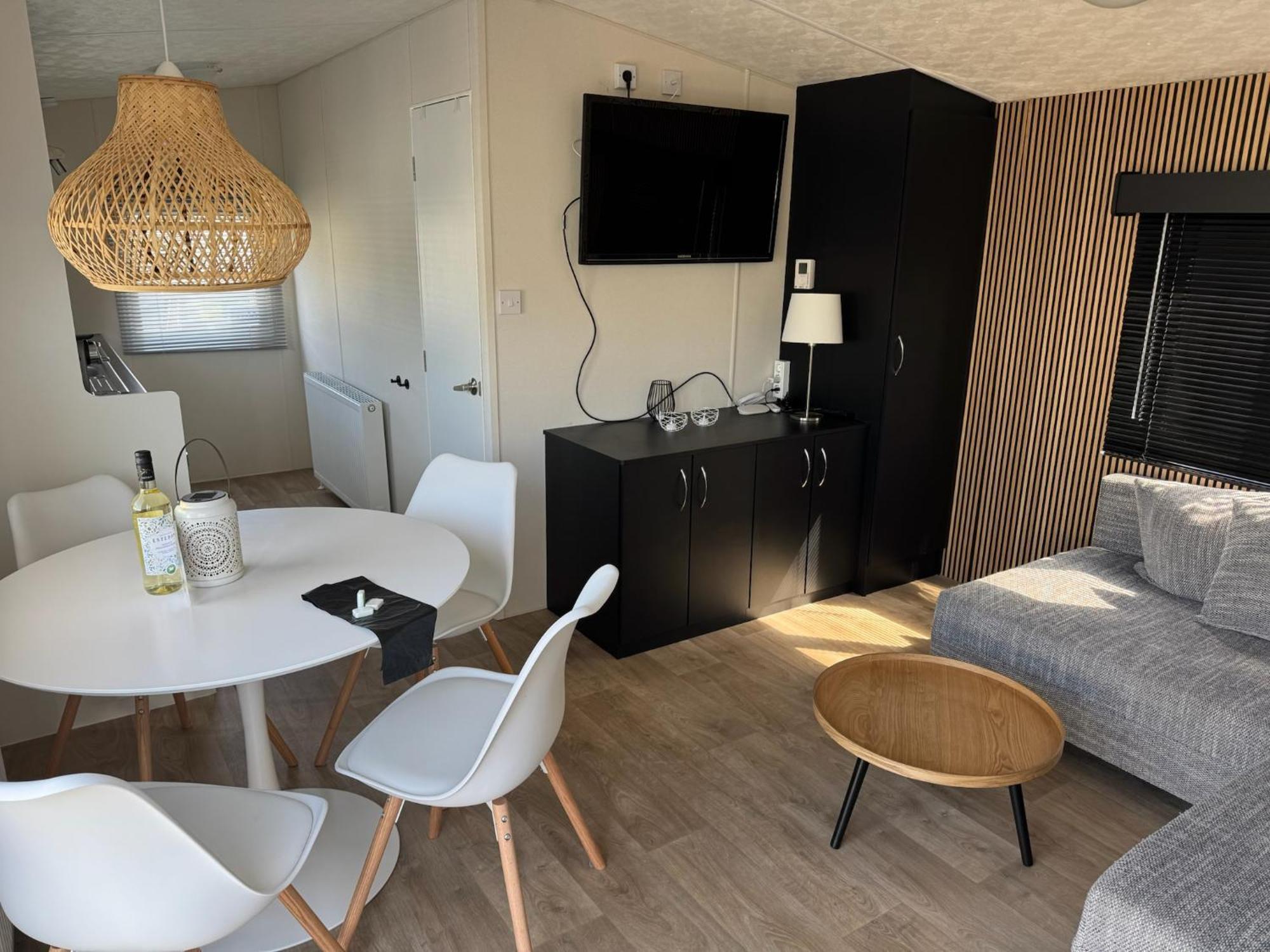 Zeeuws Ibiza Chalet Kamperland